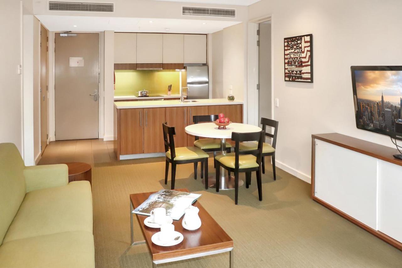 Holiday Inn & Suites Port Moresby By Ihg Exterior photo