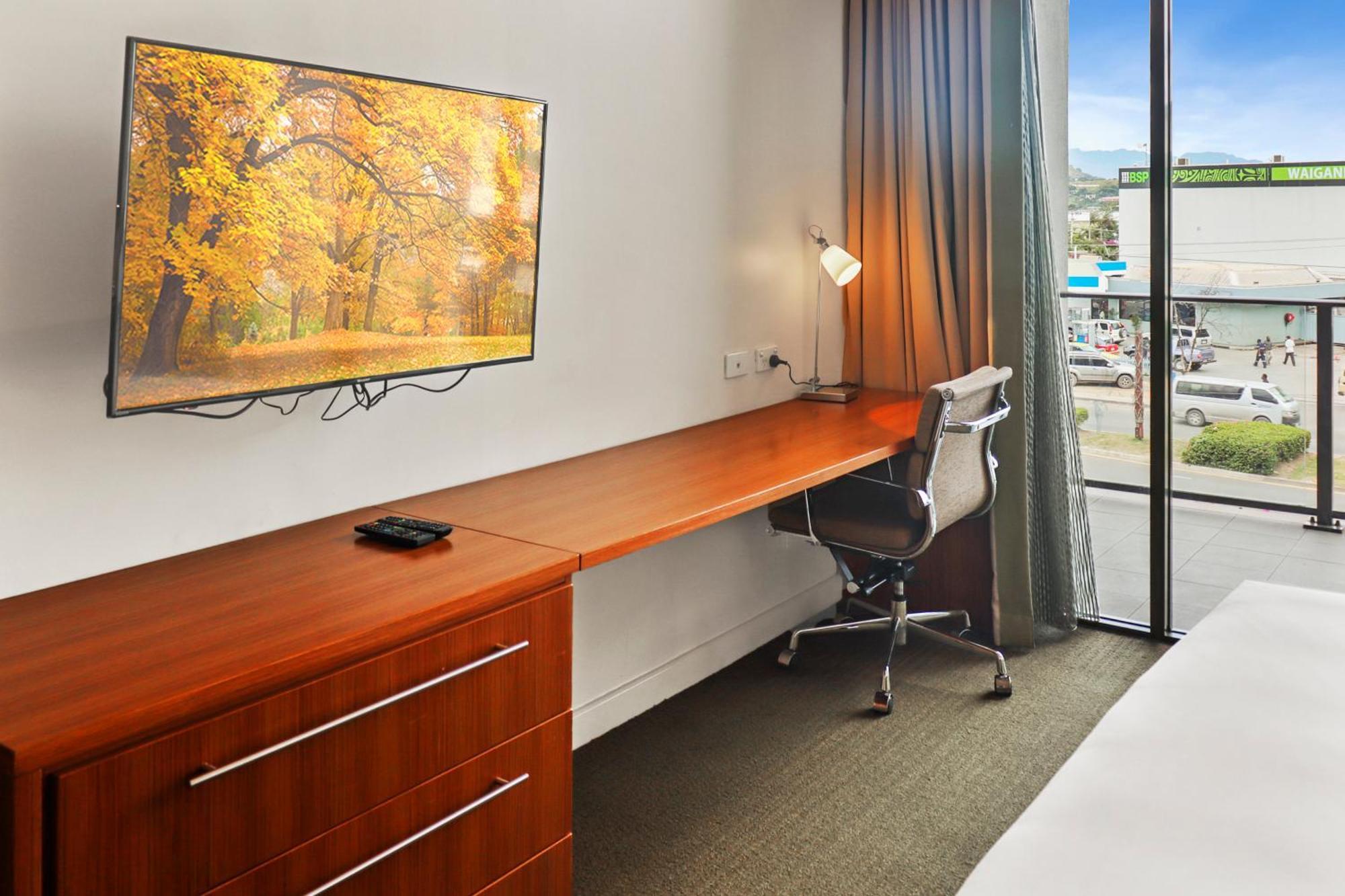 Holiday Inn & Suites Port Moresby By Ihg Exterior photo
